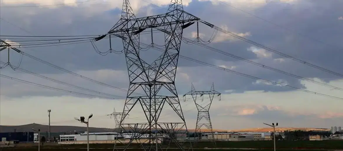 Yunanistan’da Kaçak Elektrik Kullanımı Artıyor