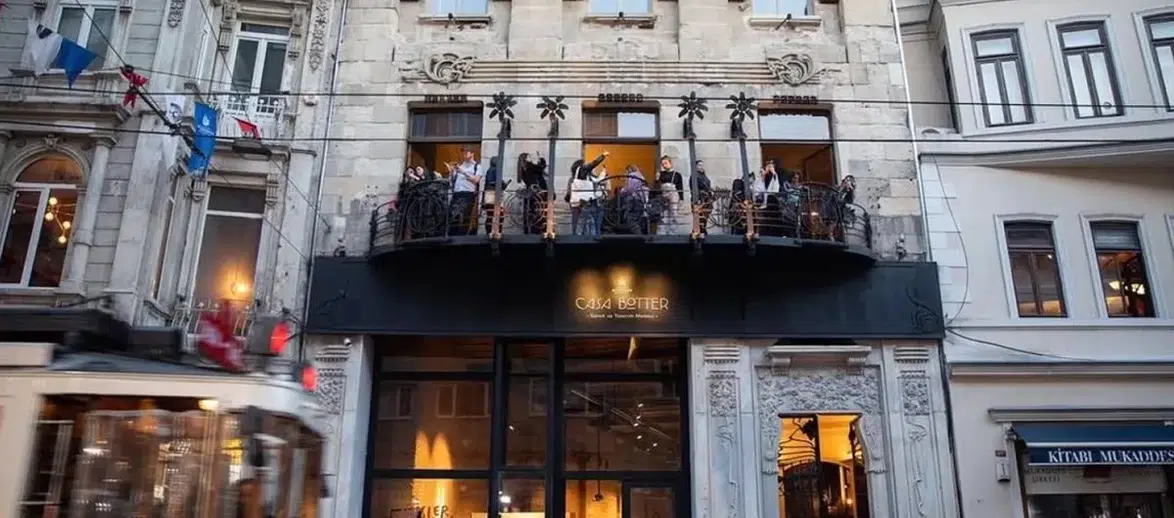 Botter Apartmanı Yeniden Hayata Döndü: Amerikan Basınında Gündem Oldu