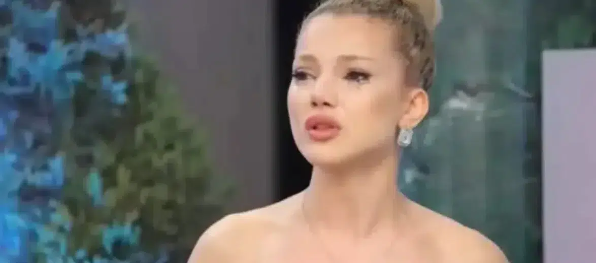 Doya Doya Moda Özlem Parlu Kimdir ve Kaç Yaşındadır?