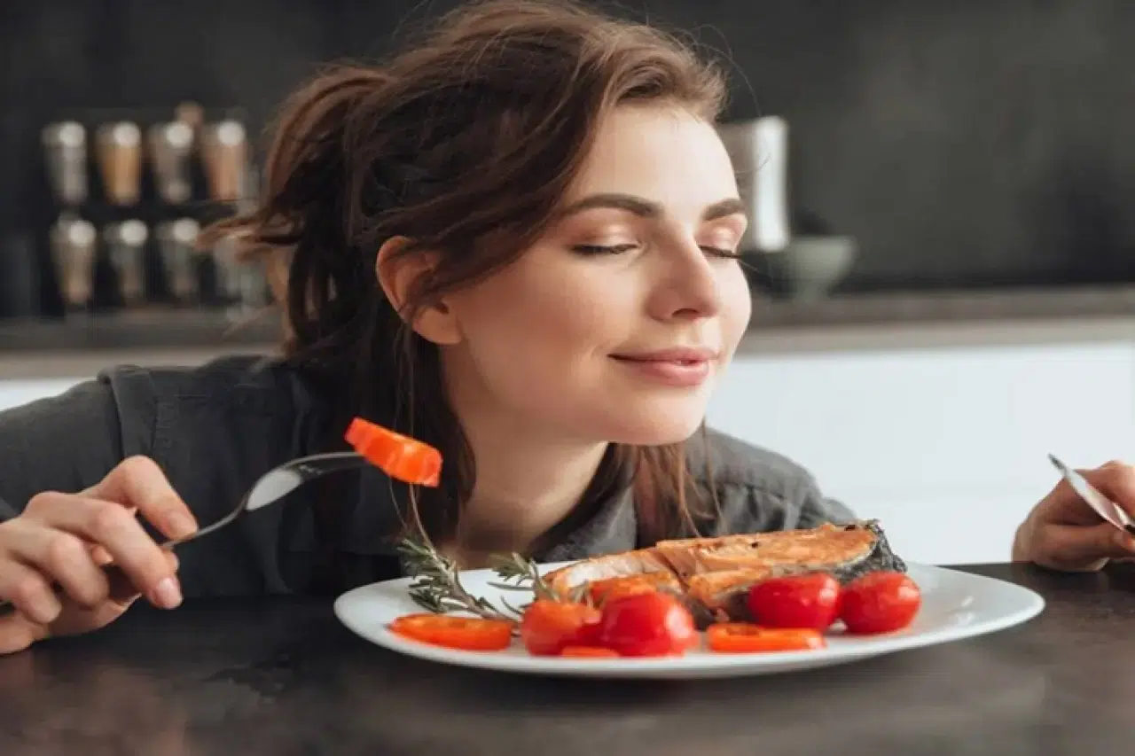 Açken Yemek Kokusu Dayanılmaz Geliyorsa Sebebi Bu Hormonda Gizli!