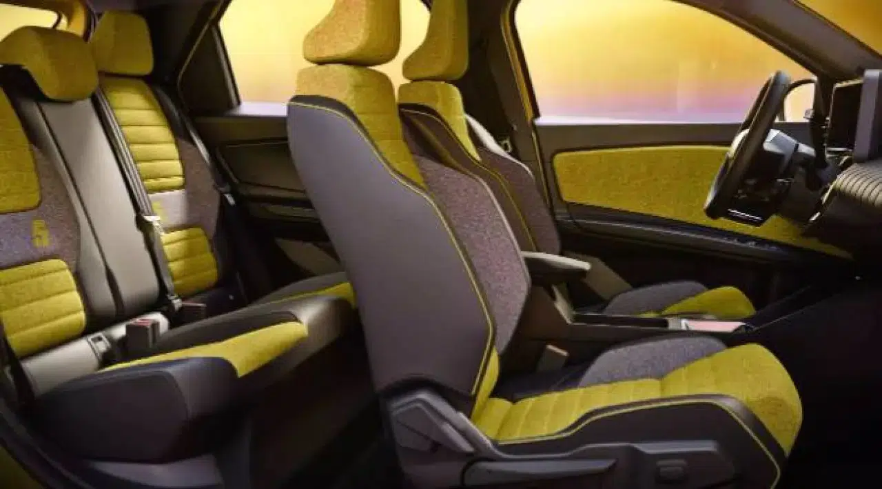 Sadece Düz Vitesle Satılan 10 İkonik Otomobil Modeli