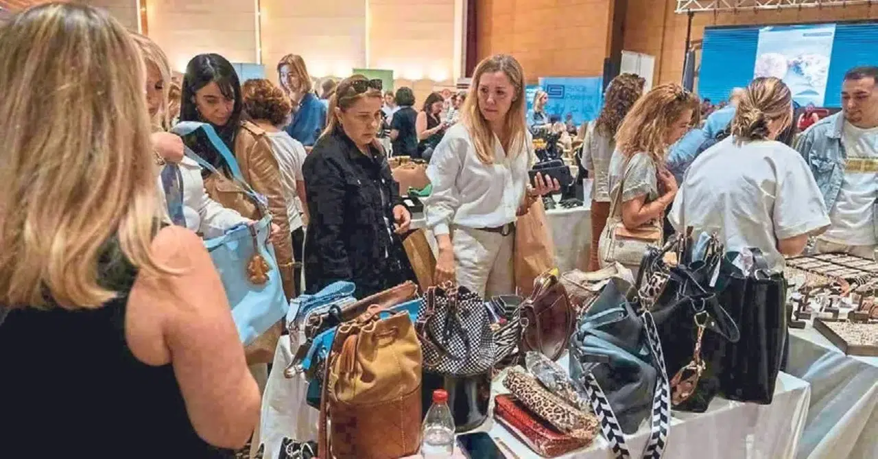 İzmir'de Alışveriş Festivali Başlıyor: Ünlü Yüzler Olacak!