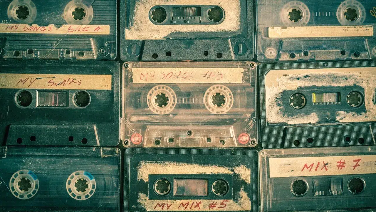 Kasetler Geri Döndü: Neden Yeniden Müzik Kasetleri Alınıyor?