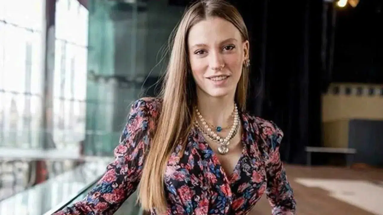 Serenay Sarıkaya, Dev Anlaşmalarla Gayrimenkul Zengini Oluyor