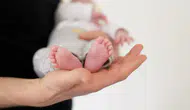 Yeni Doğan Bebek Ne Zaman ve Nasıl Uyandırılmalı? Uzmanlara Göre En Etkili Yöntemler