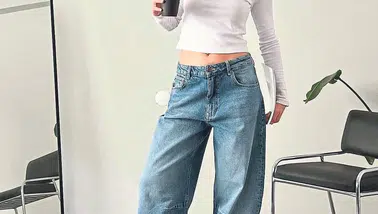 Düşük bel denim trendi 2026'da nasıl bir dönüş yapıyor?