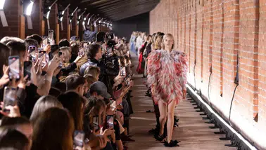 Emre Erdemoğlu, Moskova Moda Haftası ile uluslararası moda sahnesinde nasıl yer alıyor?