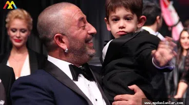 Yanlış Yaptın Cem Yılmaz!