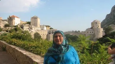 Yeni Fenomenimiz "Ayşe Teyze"