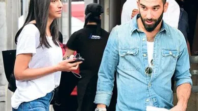 Arda Turan'dan Aslıhan Doğan'a Zeytin Dalı