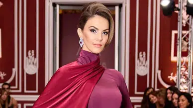 İspanyol Tasarımcı Andres Acosta'nın 'Melek' Defilesi