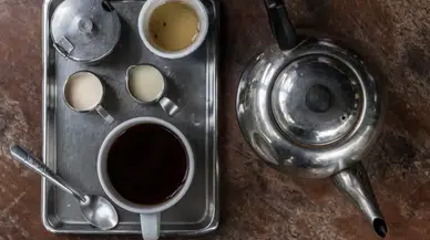 Çaydanlıklar Nasıl Parlatılır? Evde Doğal ve Etkili Yöntemler!