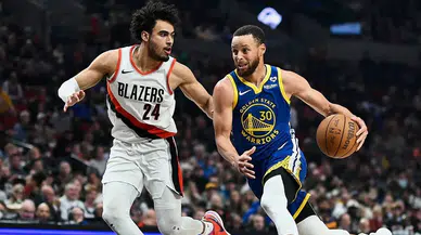 NBA'de Gecenin Sürprizi: Curry'nin 48 Sayılık Destansı Performansı Warriors'a Yetmedi
