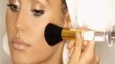 2024'te Makyaj Trendleri: Doğal Kaşlar Ön Planda