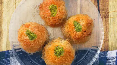 Şerbetli tatlılar neden hamur gibi olur? Ustaların altın sırrı ortaya çıktı!