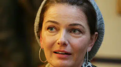 Paulina Porizkova'nın Gençlikte Yaşadığı Taciz Deneyimleri Nelerdi?