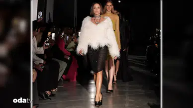 Müzikten Mankenliğe Geçiş: Zeynep Bastık Paris Moda Haftası'nda Podyumda