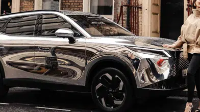 Omoda, londra moda haftası'nda tasarım ve teknolojiyi nasıl birleştirdi?