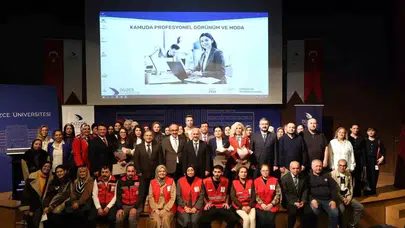 Düzce Üniversitesinde 'Kamuda Profesyonel Görünüm ve Moda' Eğitimi Düzenlendi