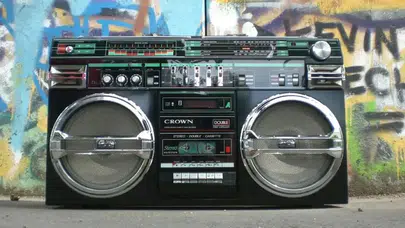 Filistin kefiyesi, direnişin simgesi olarak nasıl bir anlam taşıyor?