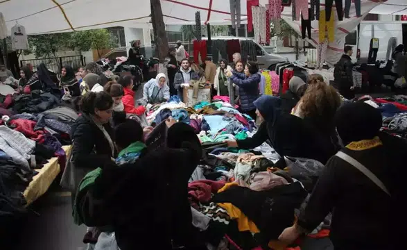 Modayı Uygun Fiyata Takip Etmek İsteyenler Bu Pazarda Buluşuyor