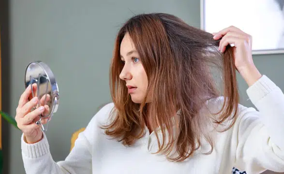 Evde Saç Cilası Uygulaması ile Kuaför Giderken Tasarruf Etmek Mümkün Mü?