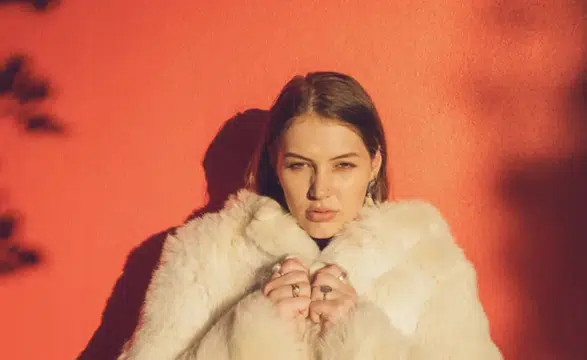 2026 Kışında Sokak Modasında Hangi Parçalar Öne Çıkıyor?