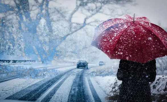 Çıplaklık Moda Olur Mu? İzmir'de Sosyal Medya Tartışması