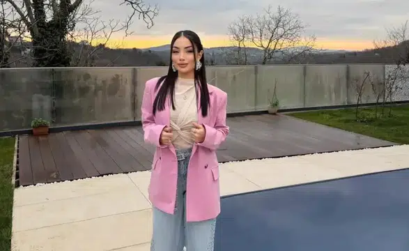 Yemekteyiz Asranur Hanım Kimdir, Kaç Yaşında, Nereli ve Ne İş Yapıyor?