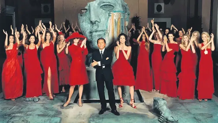 Moda Dünyasının İmparatoru Valentino Garavani Hayatını Kaybetti