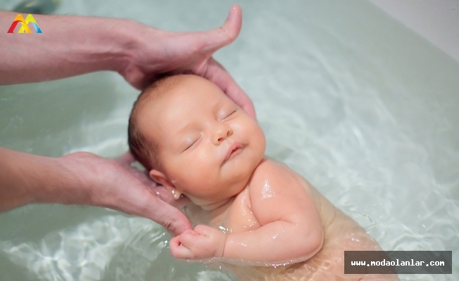 Uzmanlar Anne Adaylarına ''Banyo Yaptırma'' Hakkında Hayati Öneriler!