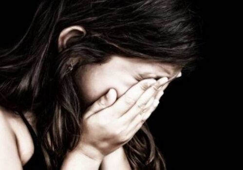 MİSAFİRLİĞE GELEN DOKTOR BAKIN KÜÇÜK YAŞTAKİ KIZA NE YAPTI 6