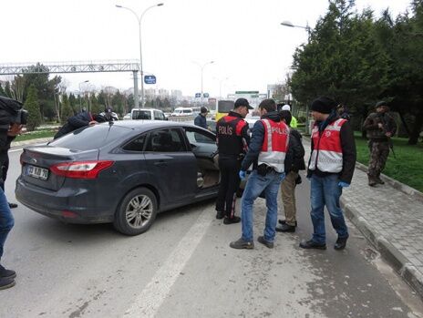 İSTANBUL'DA ŞOK OPERASYON... İSTANBUL'A GİRİŞ ÇIKIŞLAR KAPATILDI...OPERASYONA 1000 POLİS KATILDI... 8