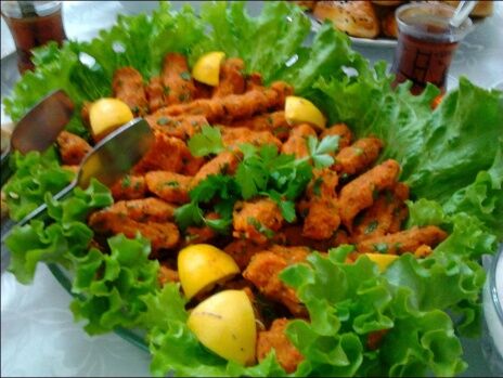 Mercimekli Çiğ Köfte Tarifi 2