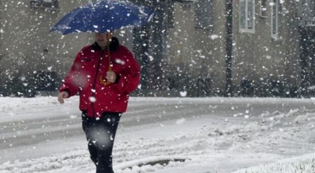 METEOROLOJİ'DEN ŞİDDETLİ KAR UYARISI GELDİ... YAĞMUR ETKİSİNİ KARA TESLİM EDECEK... 2